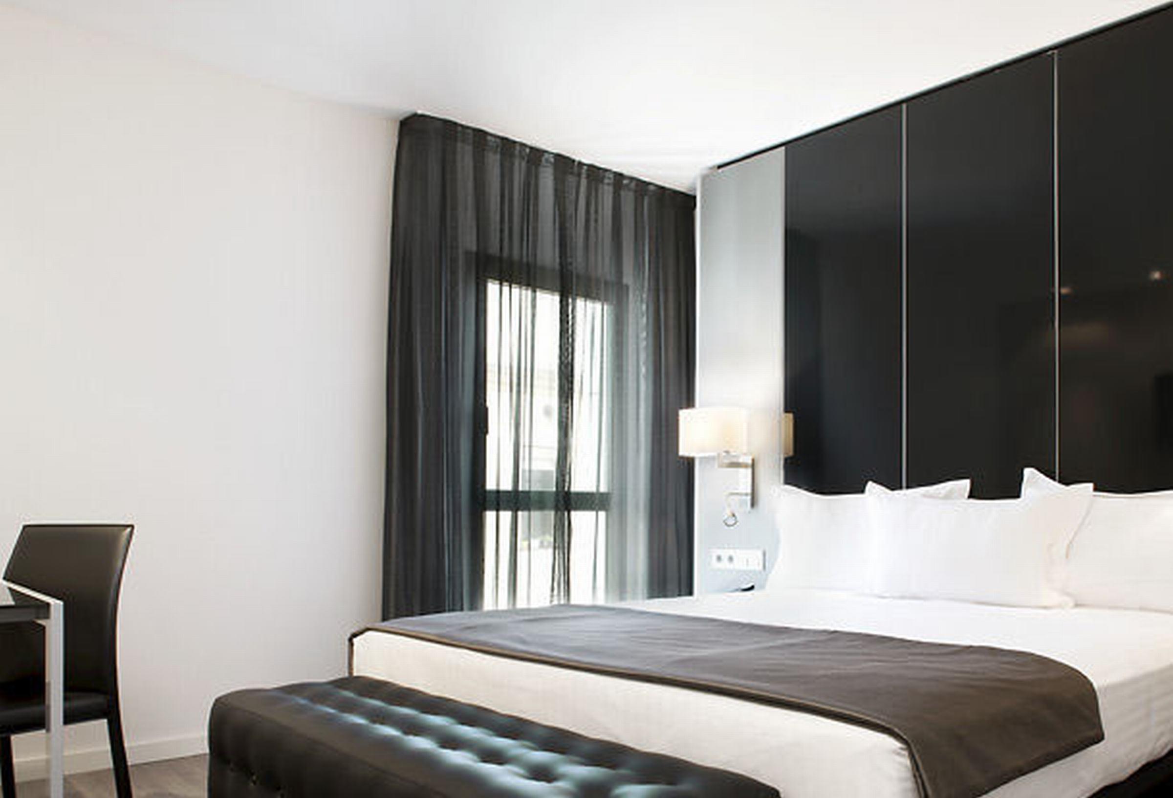 Ac Hotel Sants By Marriott Барселона Екстериор снимка