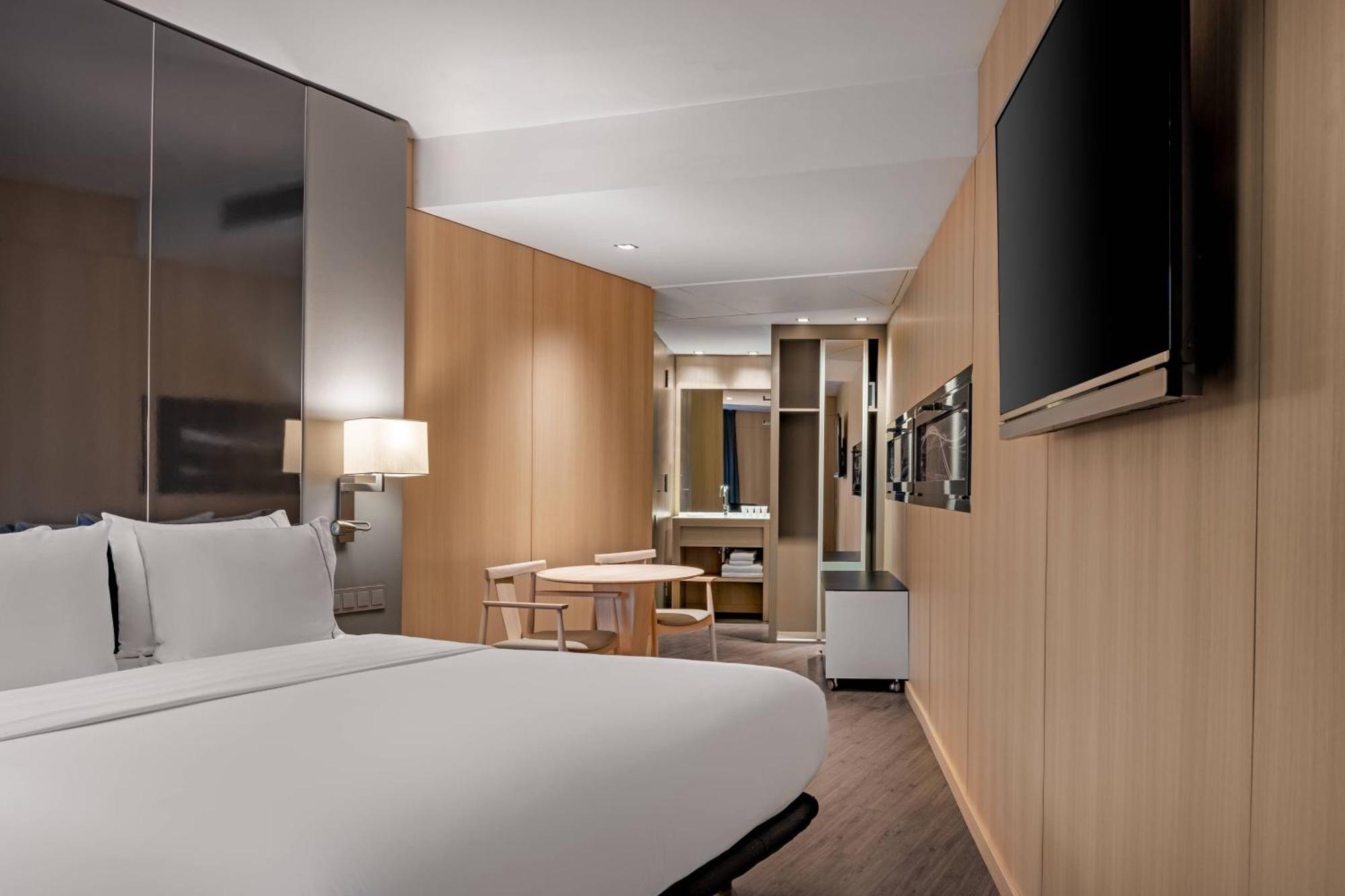 Ac Hotel Sants By Marriott Барселона Екстериор снимка