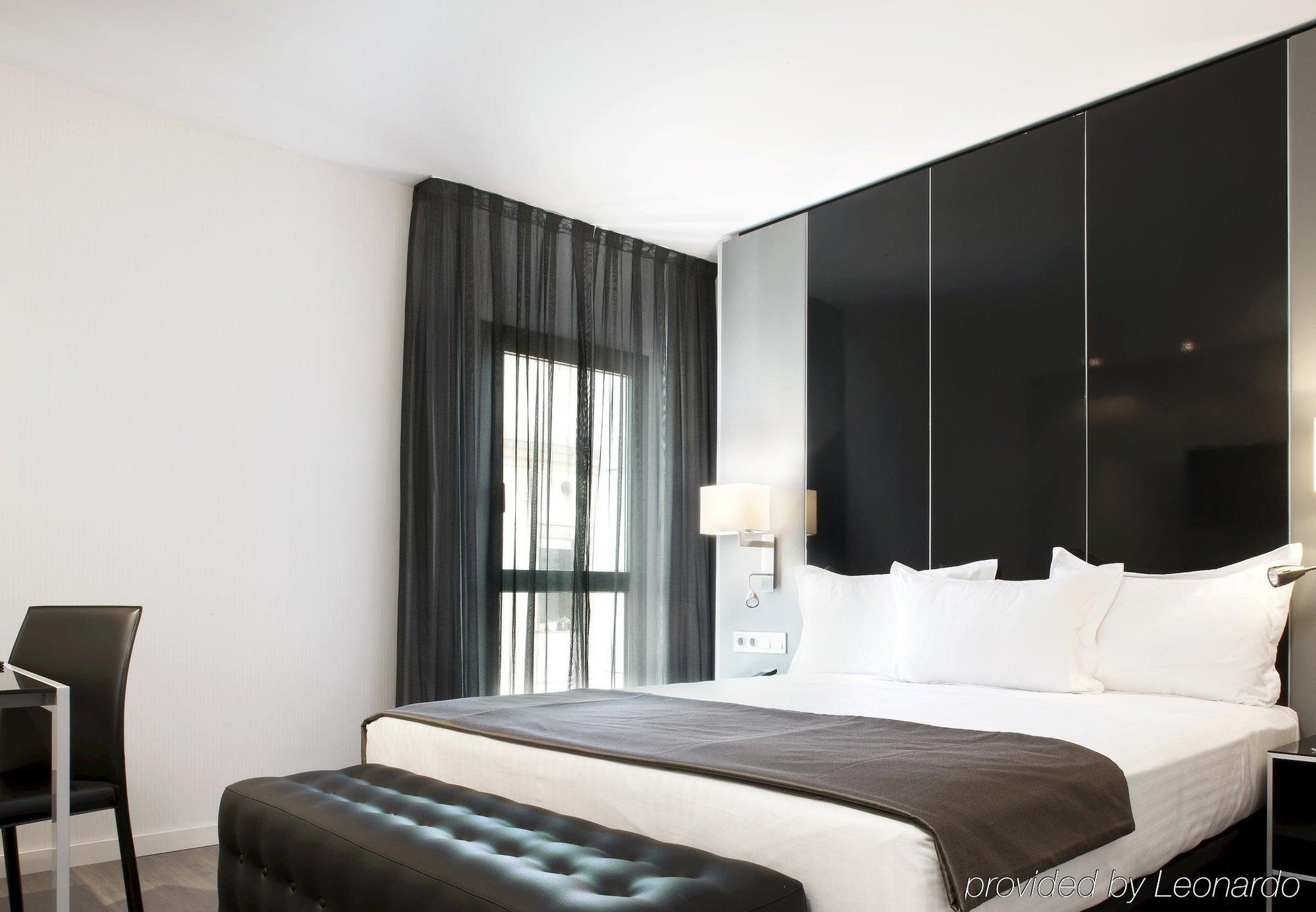 Ac Hotel Sants By Marriott Барселона Екстериор снимка